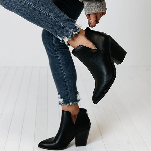 Sun + Stone Black and Tan Ankle Booties - Picture 3 of 8